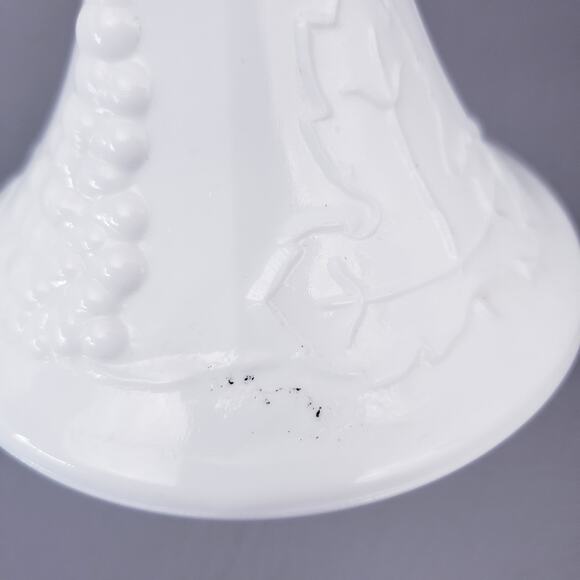 Vintage Indiana Colony Milk Glass Harvest Grapes Wedding Bowl Footed Compote - Picture 10 of 10